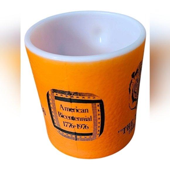 Vintage - Orange Tiger Mug & Tiger Pin 'The Tigers' 'Class of 1946' Lot of 2. - Picture 3 of 6